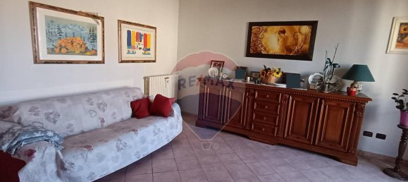 4 rooms Apartment in Sigillo, Italy No. 2467 17