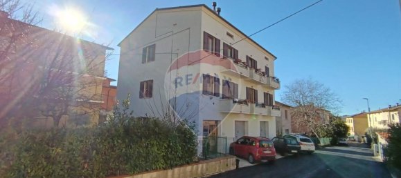 4 rooms Apartment in Sigillo, Italy No. 2467 37