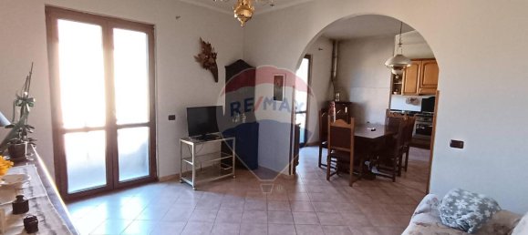 4 rooms Apartment in Sigillo, Italy No. 2467 14