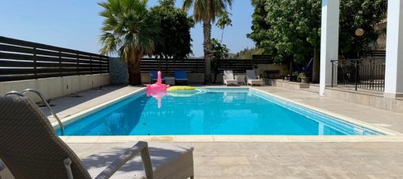 Studio in Limassol, Cyprus No. 2198 3