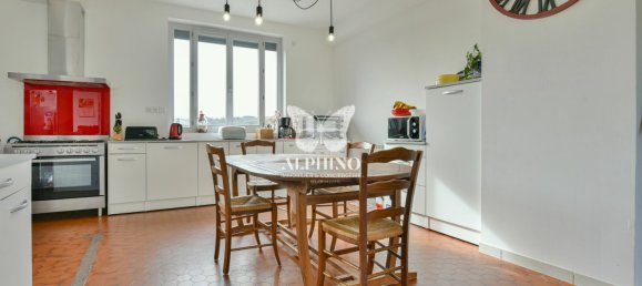 Casa de 5 dormitorios en Saint-Victurnien, France No. 185249 6