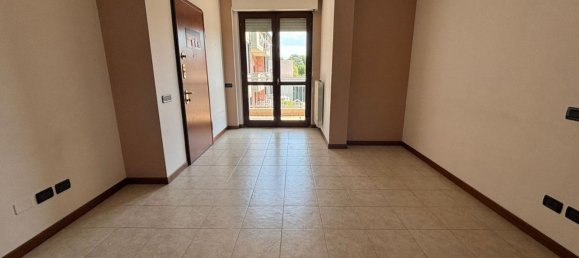 3 rooms Apartment in Meda, Italy No. 261514 6