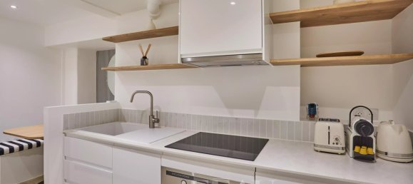 2 rooms Apartment in Paris, France No. 162045 7