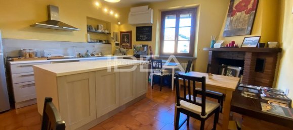 4-Zimmer Wohnung in Lucca, Italy, Nr. 24493 11