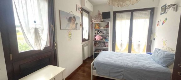 Квартира с 4 спальнями в Остра, Италия № 312700 36