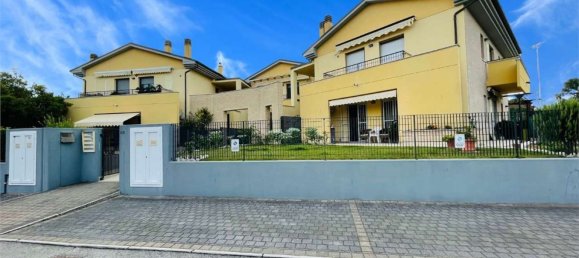 Квартира с 4 спальнями в Остра, Италия № 312700 3