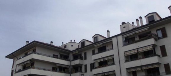 Apartamento de 3 divisões em Bollate, Italy N.º 59937 6