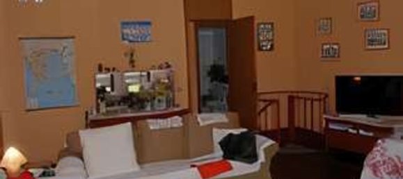 3-salle Appartement à Basiglio, Italy No. 3719 4