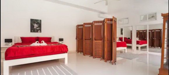 6 bedrooms Villa in Pattaya, Thailand No. 5839 11