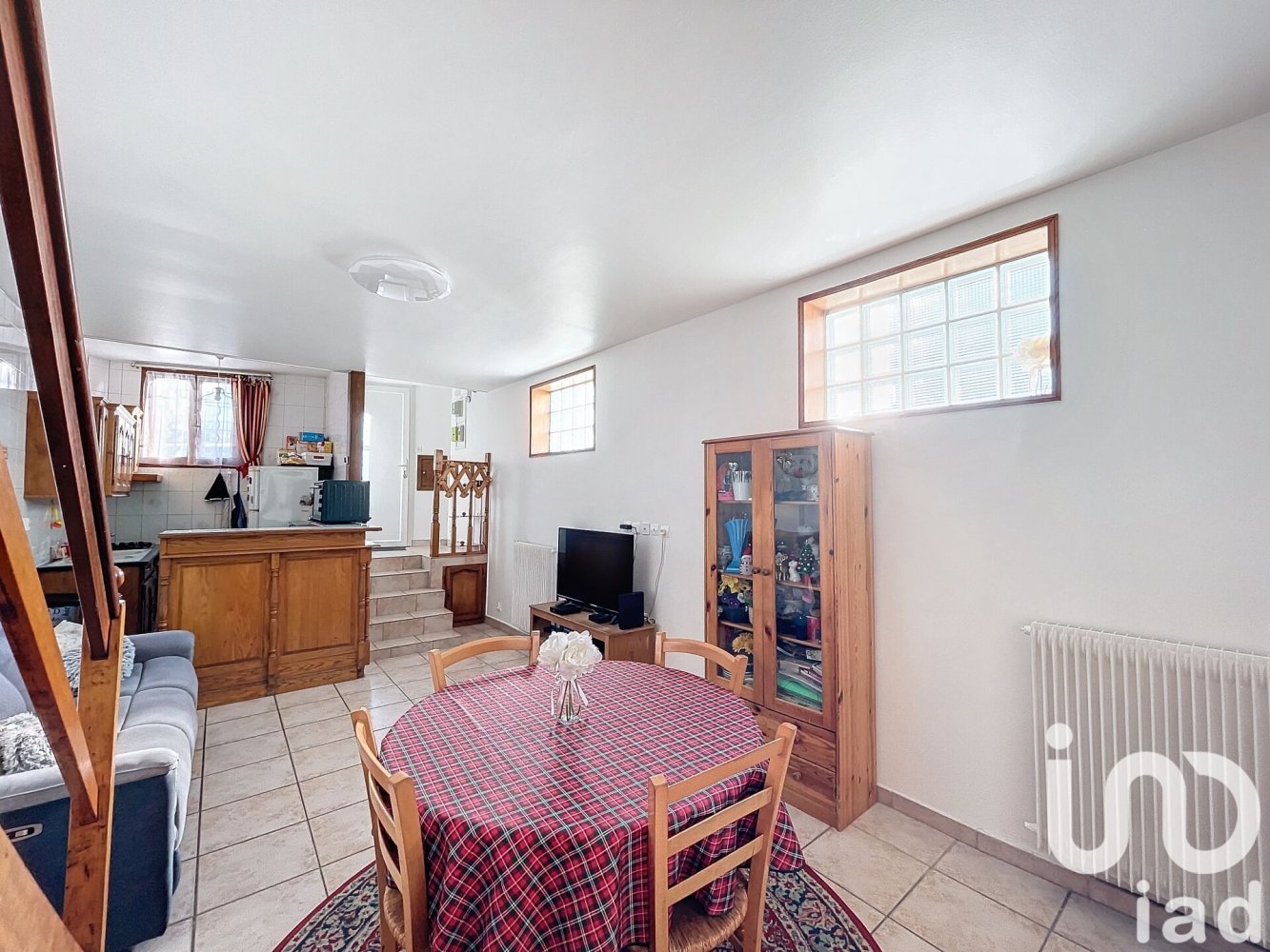 Casa de 2 dormitorios en Rueil-Malmaison, France No. 320092