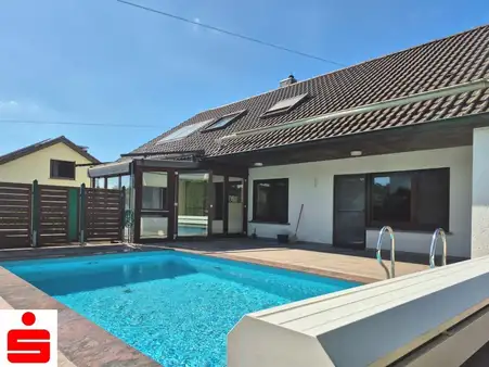 4 bedrooms Townhouse in Hohenlohe, Germany No. 337023