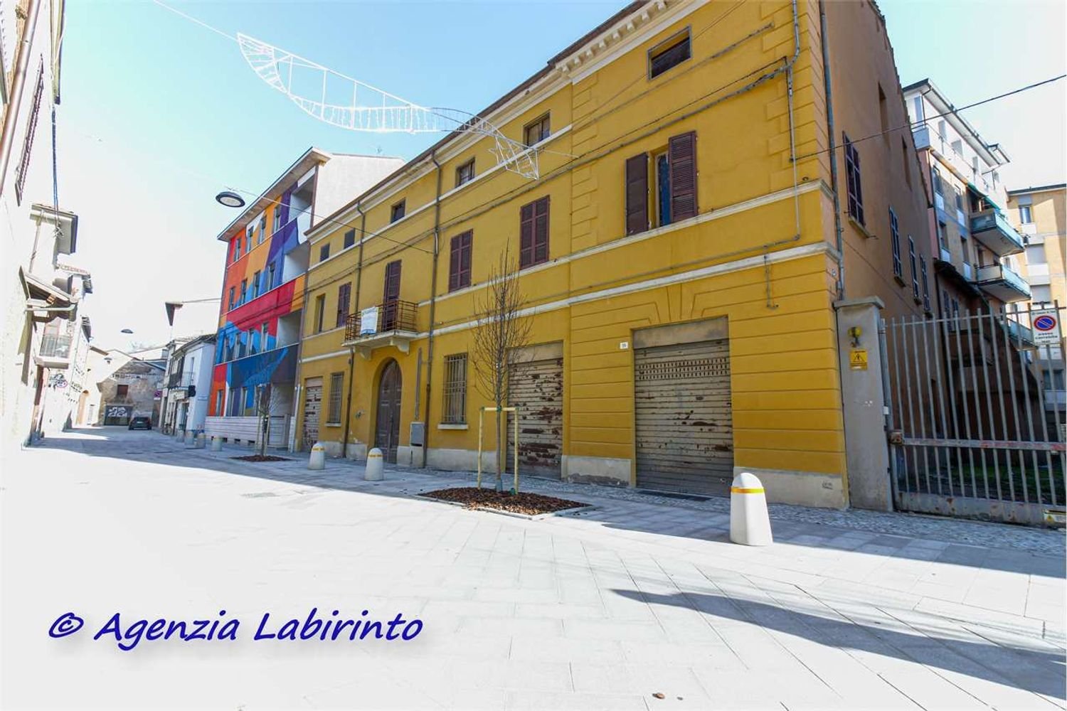 22 rooms Apartment in Forlì, Italy No. 173830