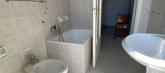 4 Schlafzimmer Wohnung in Acqui Terme, Italy, Nr. 349174 17