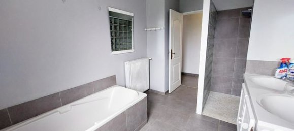 4 bedrooms House in Arces-Dilo, France No. 354438 11