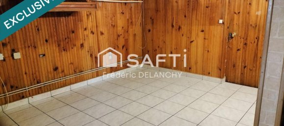 2 bedrooms House in Tergnier, France No. 262394 3