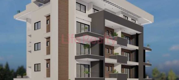 2 bedrooms Penthouse in Limassol, Cyprus No. 19988 3