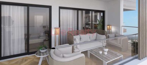 2 bedrooms Penthouse in Limassol, Cyprus No. 19988 7