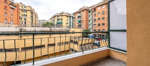 Apartamento de 6 habitaciónes en Genoa, Italy No. 6022 13