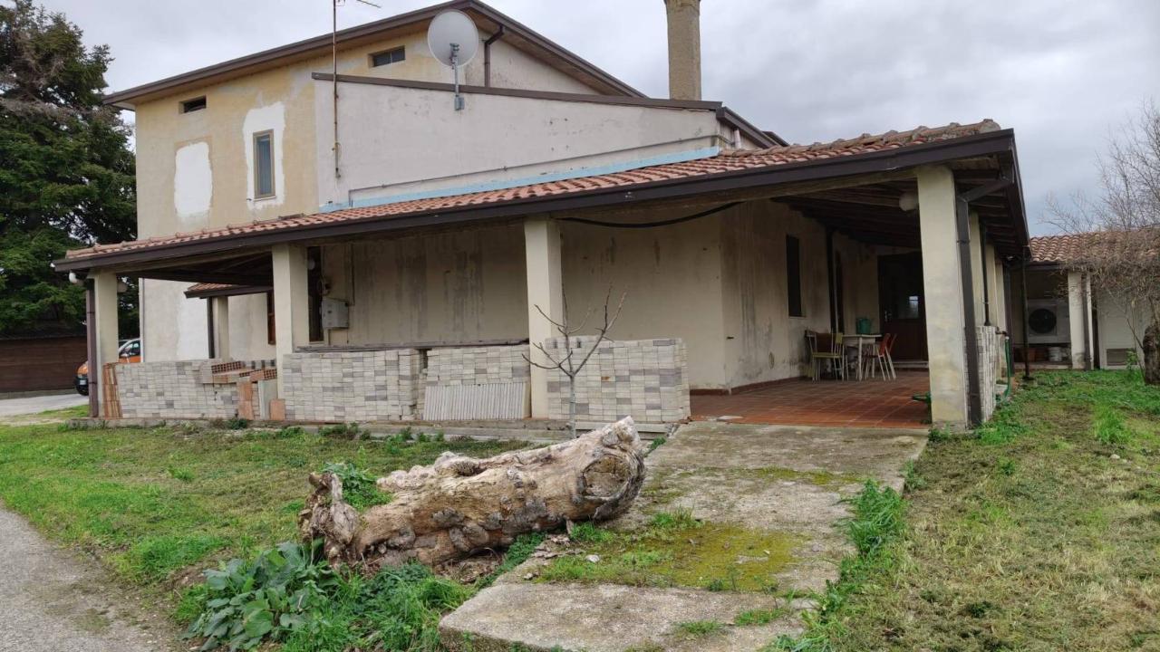 5 rooms Apartment in Ortona, Italy No. 169365