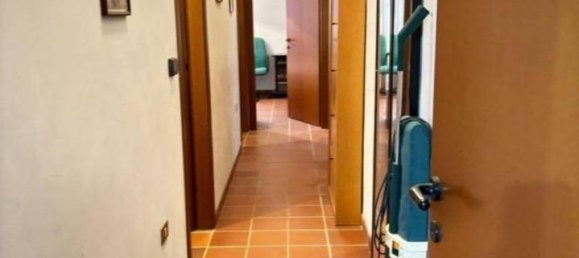 Квартира с 5 комнатами в Ортона, Италия № 169365 36