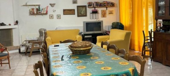 Квартира с 5 комнатами в Ортона, Италия № 169365 22