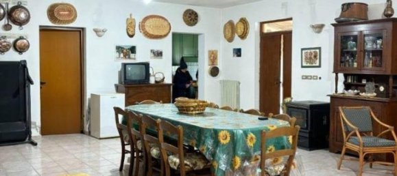 Квартира с 5 комнатами в Ортона, Италия № 169365 20