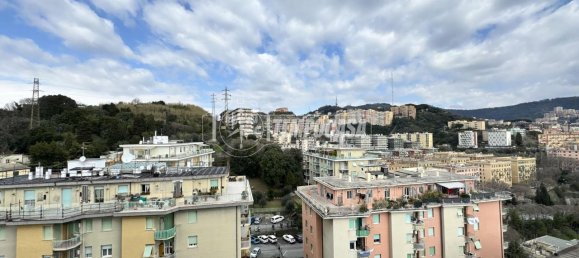 6 rooms Apartment in Genoa, Italy No. 41215 9