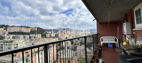 6 rooms Apartment in Genoa, Italy No. 41215 11