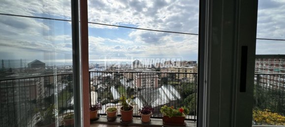 6 rooms Apartment in Genoa, Italy No. 41215 26