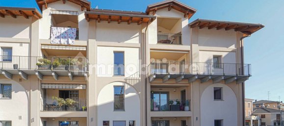 2 bedrooms Penthouse in Dronero, Italy No. 114147 2
