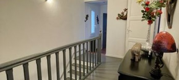 3 bedrooms House in Montmagny, France No. 361408 13