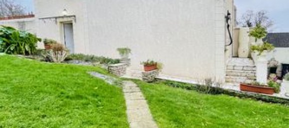 3 bedrooms House in Montmagny, France No. 361408 17