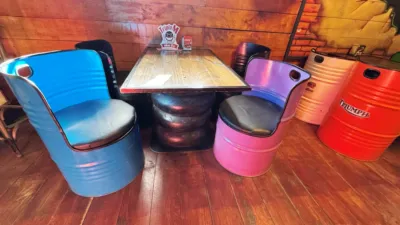 5 bedrooms Commercial property in Villamanin, Spain No. 98663