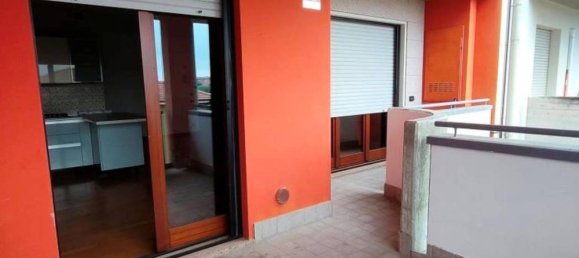 2 غرف نوم شقة في Dalmine, Italy رقم 299755 11