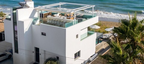 6 bedrooms House in Marbella, Spain No. 93742 37