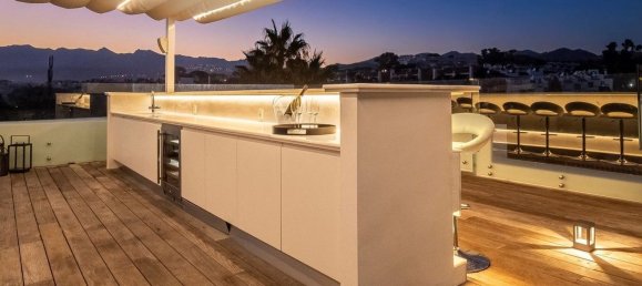 6 bedrooms House in Marbella, Spain No. 93742 6