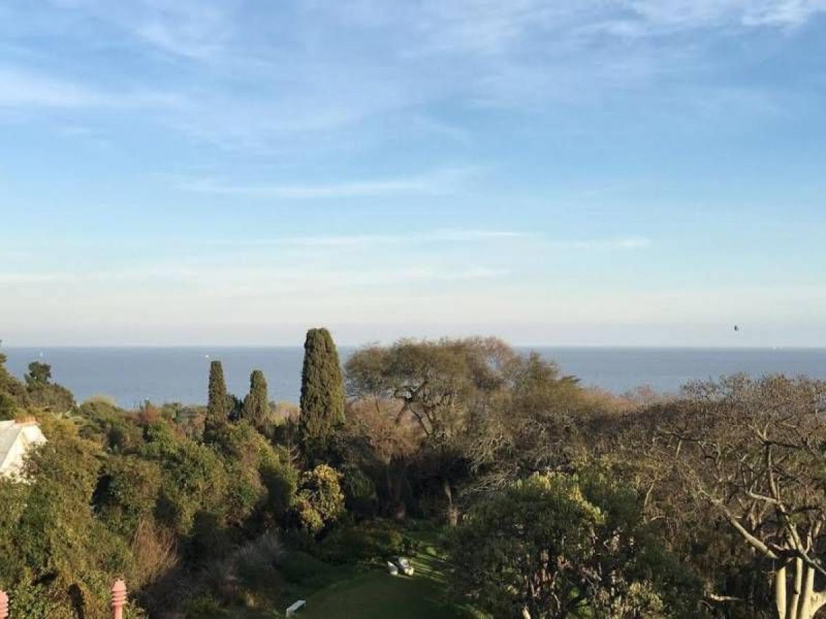 4 bedrooms House in San Isidro, Argentina No. 2753