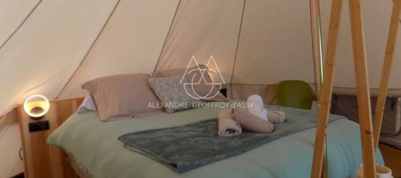 Studio in Poitiers, France No. 340802 11