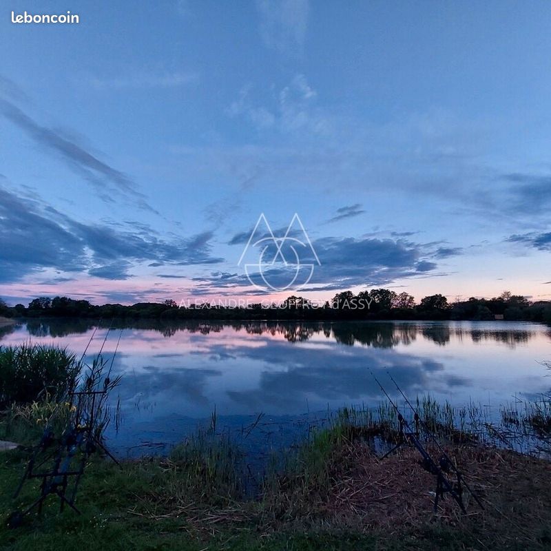 Studio in Poitiers, France No. 340802