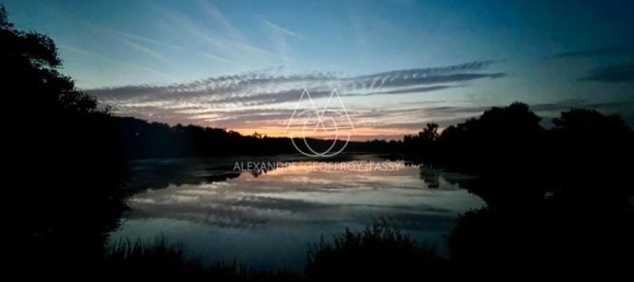 Studio in Poitiers, France No. 340802 7