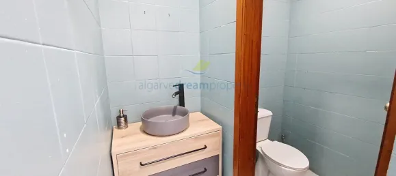 Коммерческая недвижимость 74м² в Албуфейра, Португалия № 95391 11