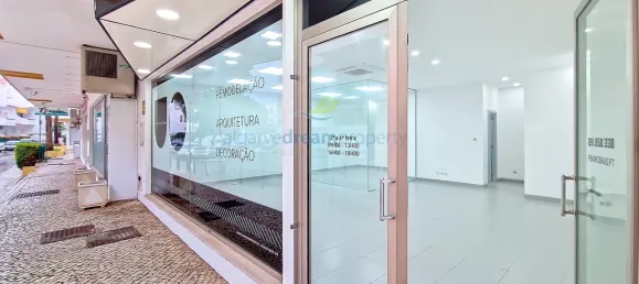 Коммерческая недвижимость 74м² в Албуфейра, Португалия № 95391 2