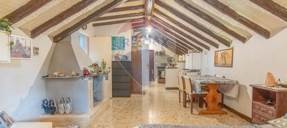 4 bedrooms Villa in Rome, Italy No. 352690 12