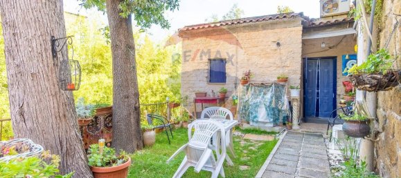 4 bedrooms Villa in Rome, Italy No. 352690 9