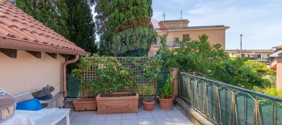 4 bedrooms Villa in Rome, Italy No. 352690 14
