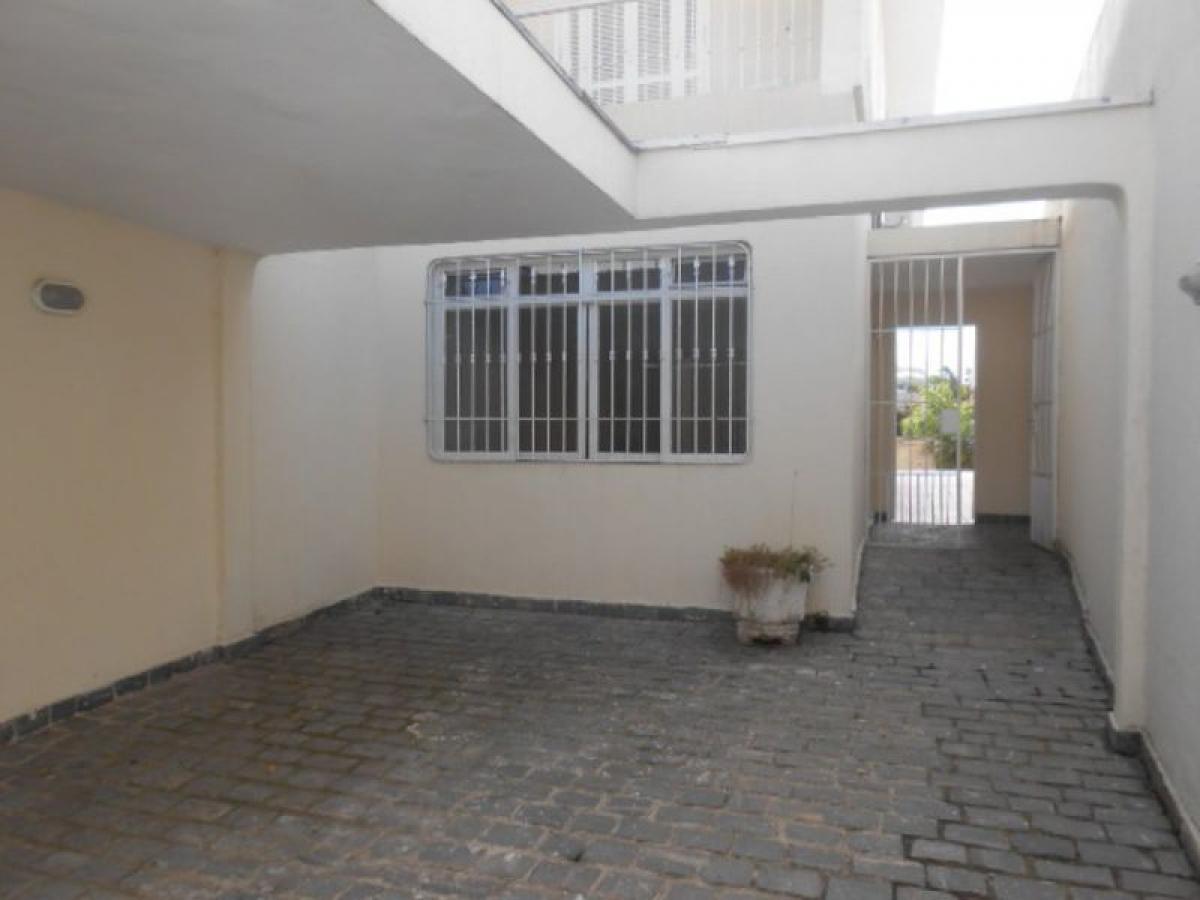 Casa de 3 dormitorios en Sao Paulo, Brazil No. 488638