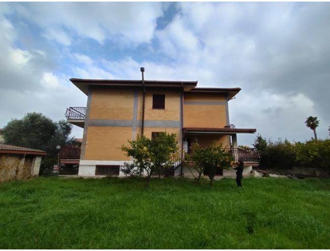 5 bedrooms Villa in Rome, Italy No. 341731