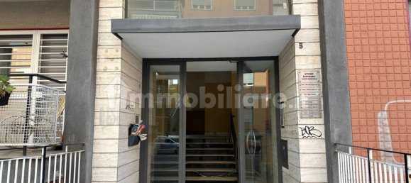 3 bedrooms Apartment in Bari, Italy No. 334449 3