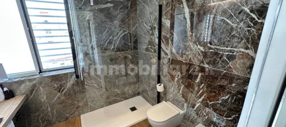 3 bedrooms Apartment in Bari, Italy No. 334449 16