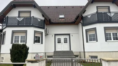 3 bedrooms House in Frauenkirchen, Austria No. 239242